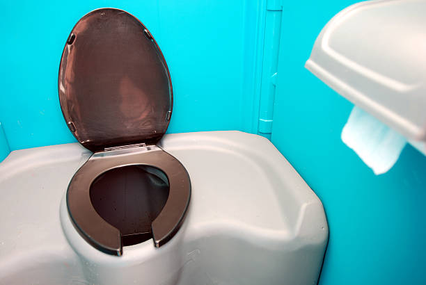 Best Porta potty delivery and setup  in Willimantic, CT