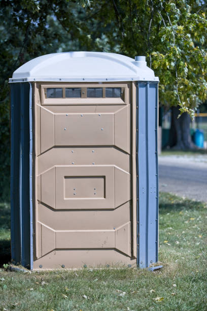 Portable Toilet Options We Offer in Willimantic, CT